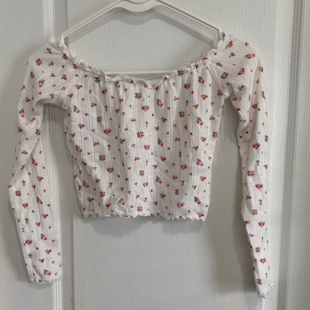 White Floral Off-Shoulder Long Sleeve Crop Top